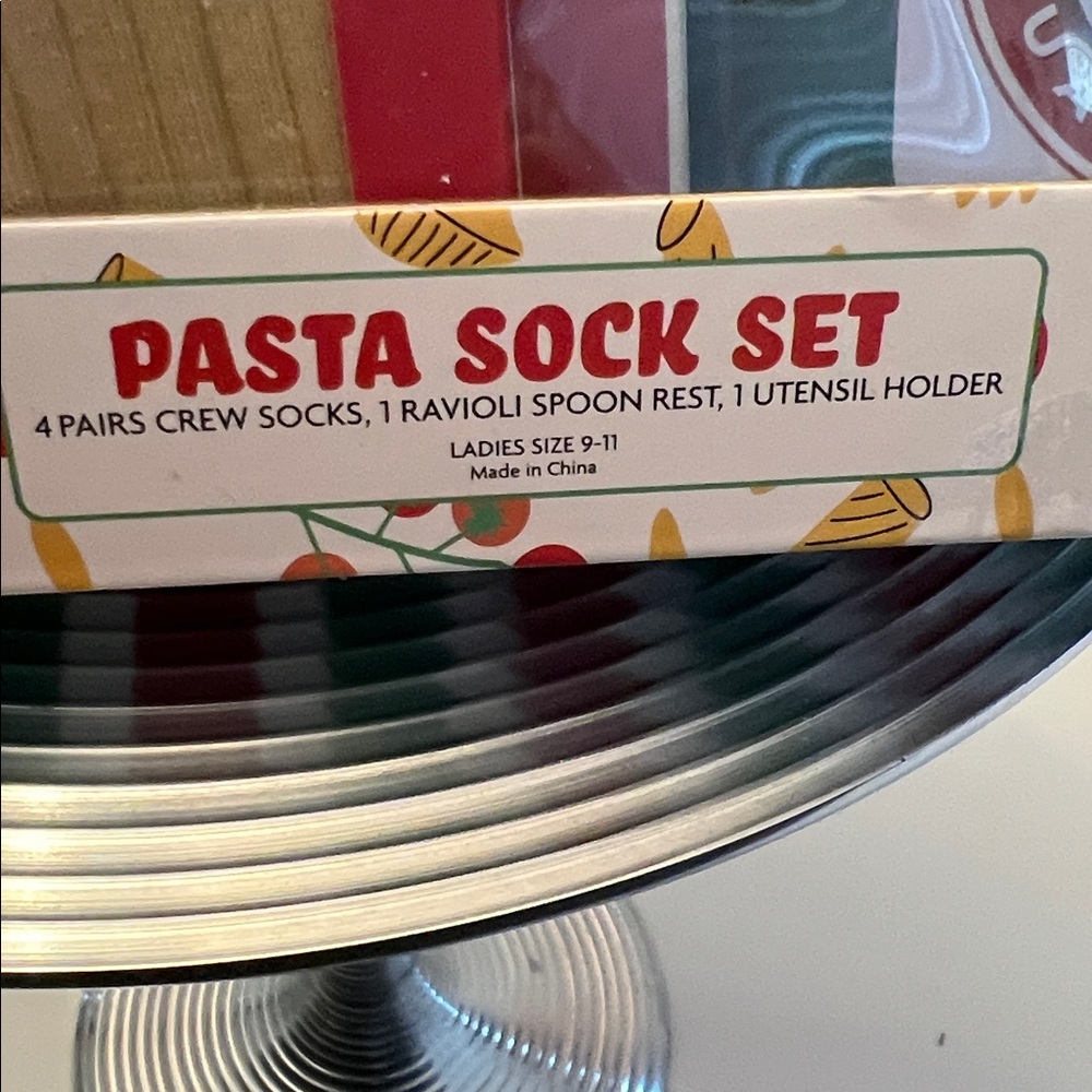 BUON APPETITO PASTA SOCK SET - Picture 2 of 6